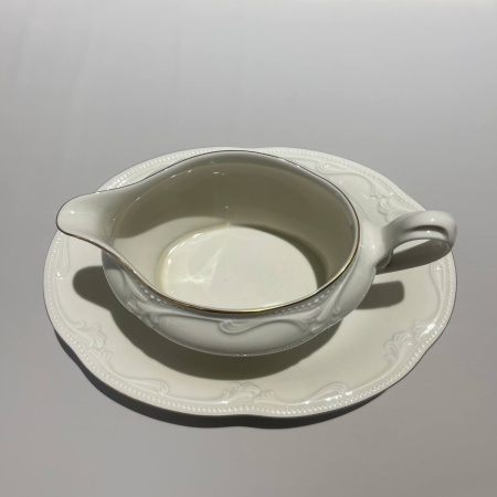 Соусник 1,6л  Rubin cream Goldrand