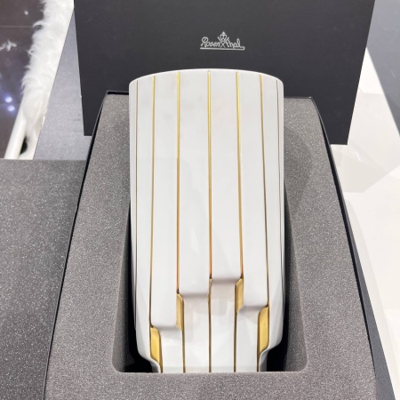 Ваза 30см White-Gold Strip